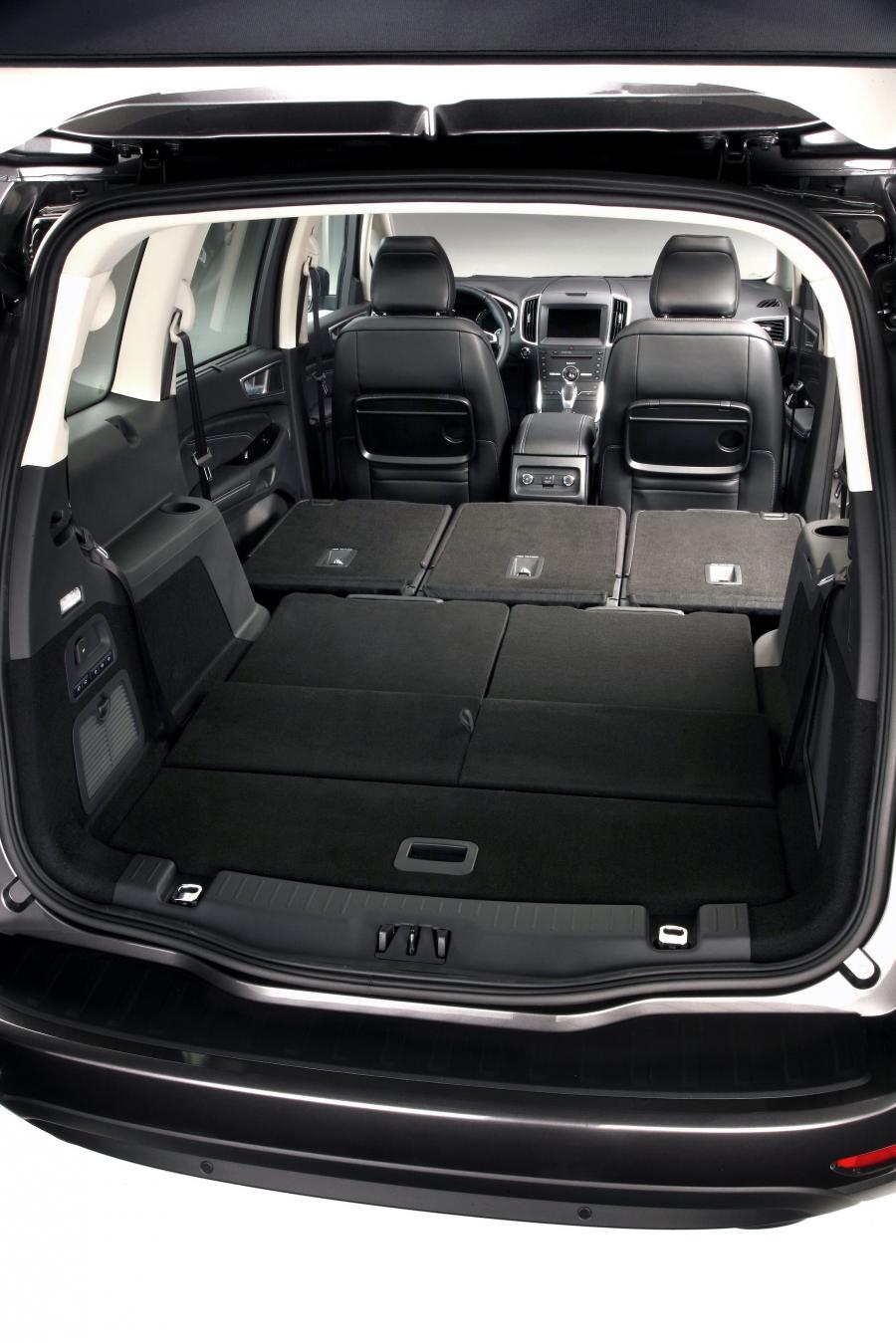  Ford Galaxy 2015 года  (фото 14 из 19)